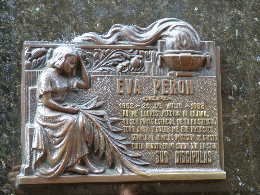 Das Grab von Eva Peron auf dem Friedhof von La Recoleta 