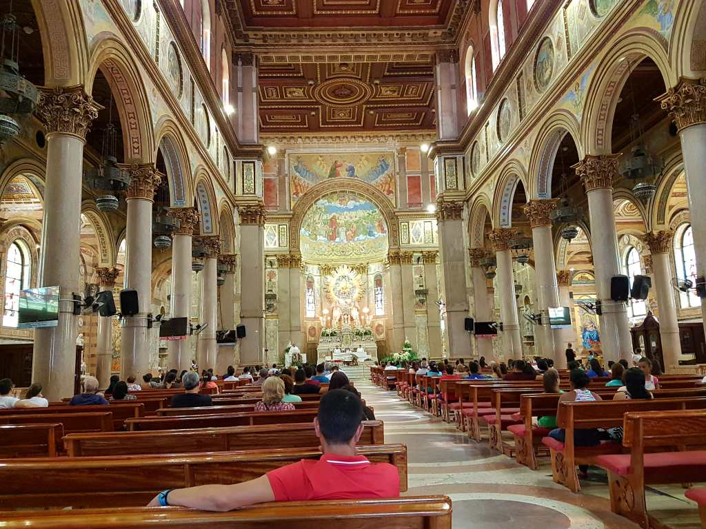 Innenraum der Basílica de Nossa Senhora de Nazaré im brasilianischen Belém