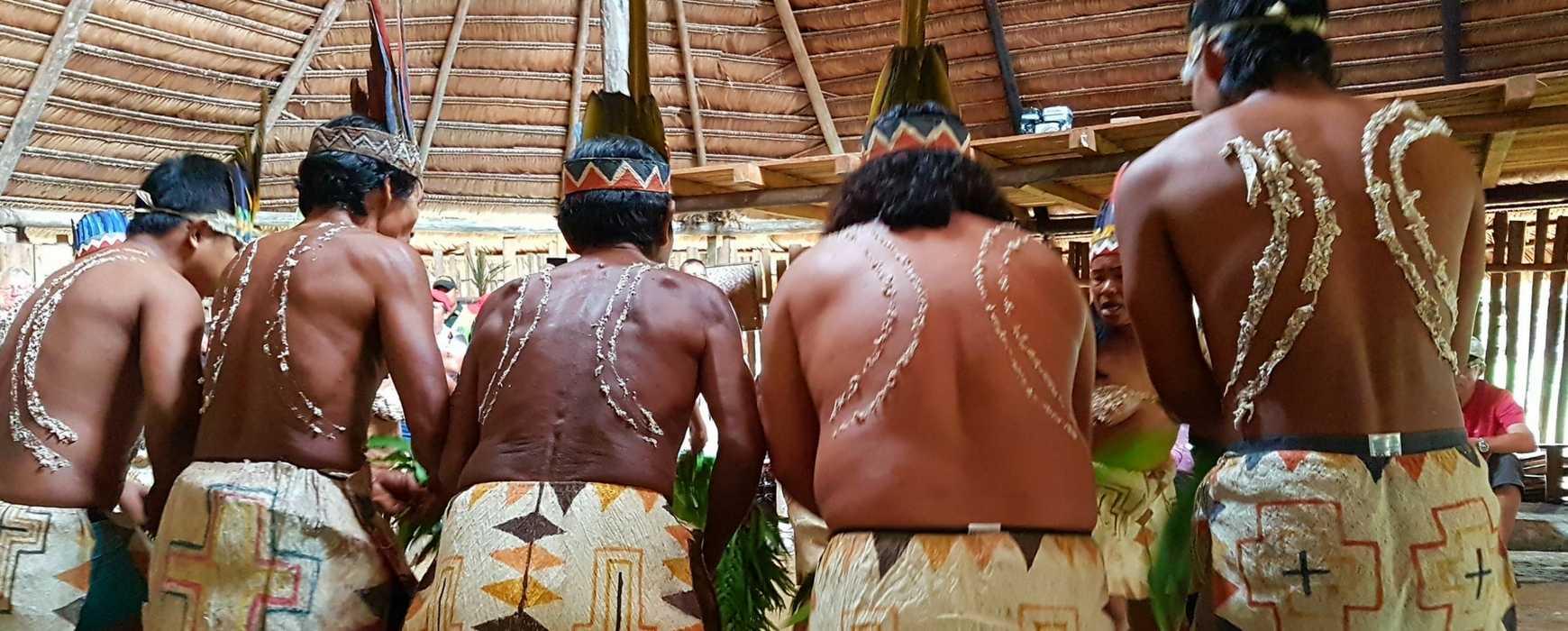 Indianer der Huitoto am Oberlauf des Amazonas