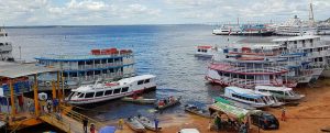 Bootshafen in Manaus