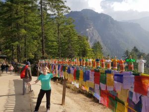 Weg zum Tigernest-Kloster oberhalb des Paro-Tales in Bhutan.
