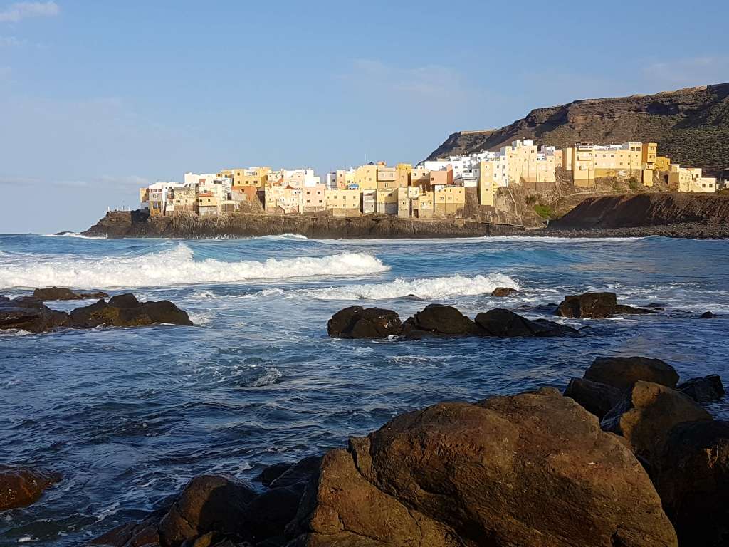 Küstenstadt im Norden der Kanareninsel Gran Canaria, Spanien