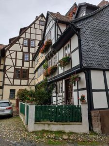mittelalterliche Gasse in Quedlinburg