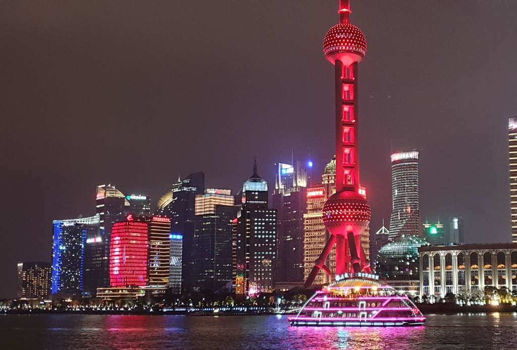 Fotoparade: ...die Skyline von Shanghai