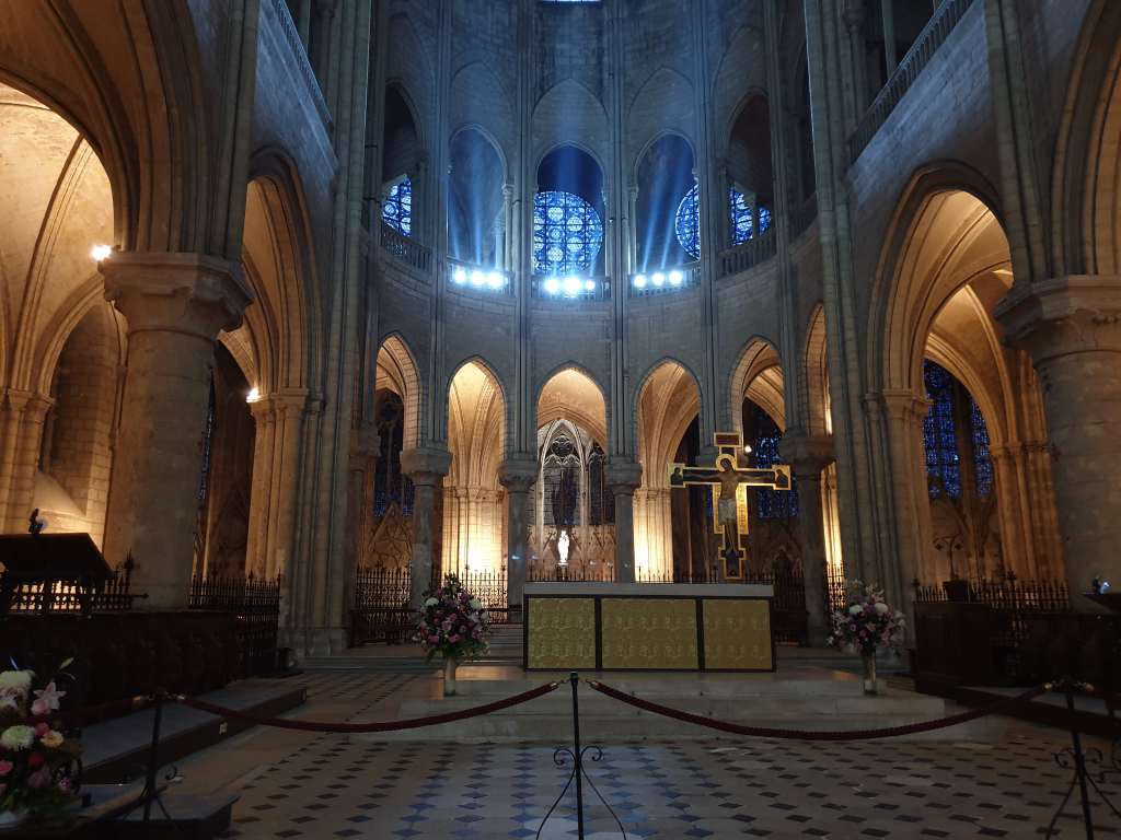 Stiftskirche Notre-Dame in Mantes-la-Jolie