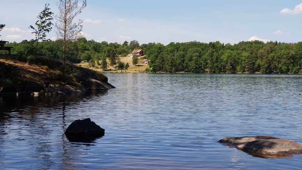 Schwedische Idylle: So einsam geht es an vielen schwedischen Seen zu, selbst in der Hauptsaison.