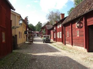 Das Freilichtmuseum Gamla Linköping zeigt wie eine Kleinstadt vor etwa hundert Jahren in Schweden ausgesehen hat.