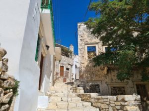 das Bergdorf Apiranthos auf der Kykladeninsel Naxos, Griechenland