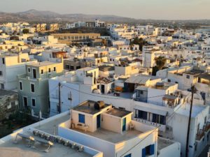 Blick auf Chora, Hauptort der Kykladeninsel Naxos, Griechenland.