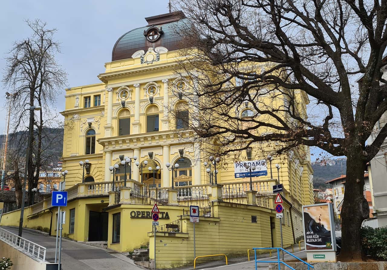 Das Operettengebäude der kroatischen Stadt Opatija