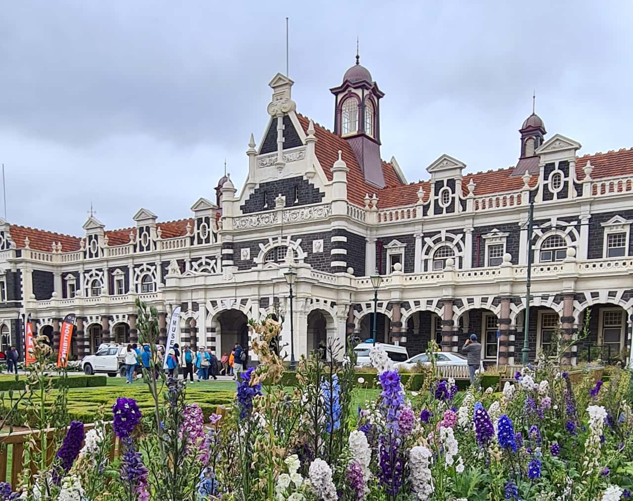 der Bahnhof in Dunedin auf Neuseelands Südinsel