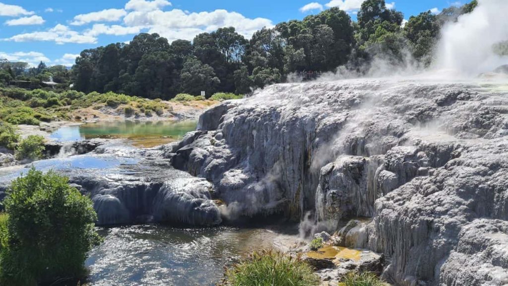 das Thermalfeld Te Puia bei Rotorua, Neuseelands Nordinsel