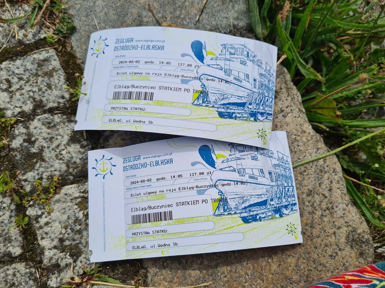 Ticket für eine Schiffsfahrt auf dem Oberländer Kanal im Nordwesten von Polen