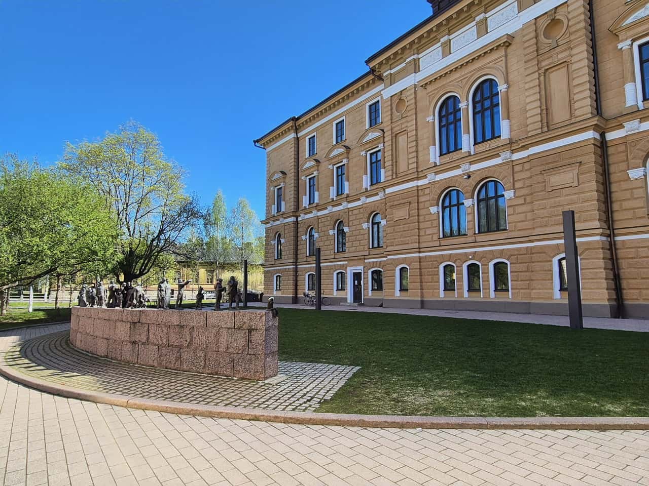 das Rathaus von Oulo, Finnland